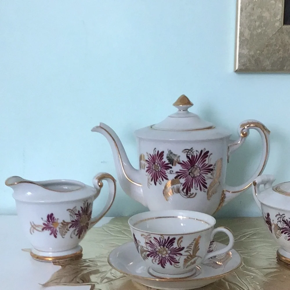 GOLD TRIM VINTAGE 1957 CHERRY CHINA MADE IN JAPAN 16 PIECES AUTHENTIC - Picture 4 of 13